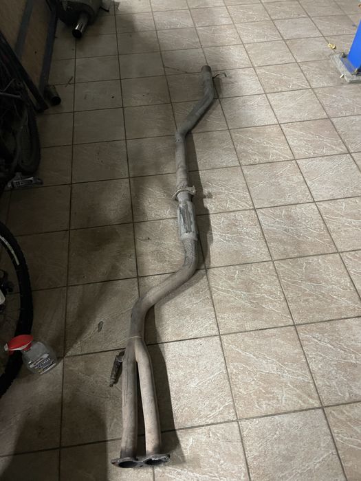 Продам выхлоп Lexus GS/IS jzs161 jzs160 is200