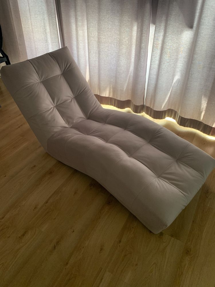 Chaise lounge em muito bom estado