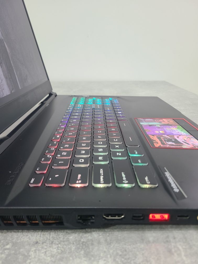 MSI GE75 Raider 8SG – мега топовий ігровий ноутбук (rtx 2080 full pwr)