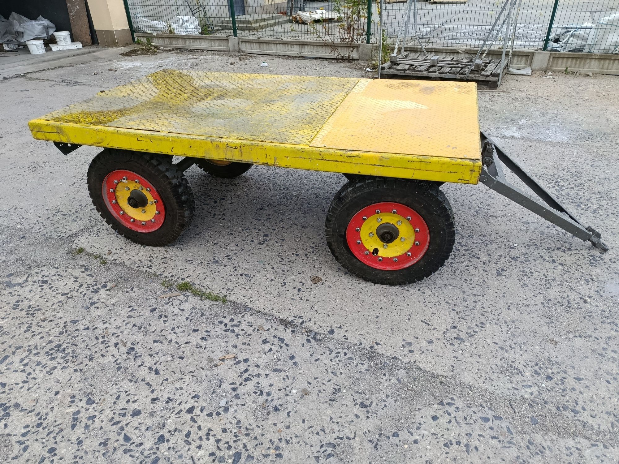 Przyczepa do wózka widłowego