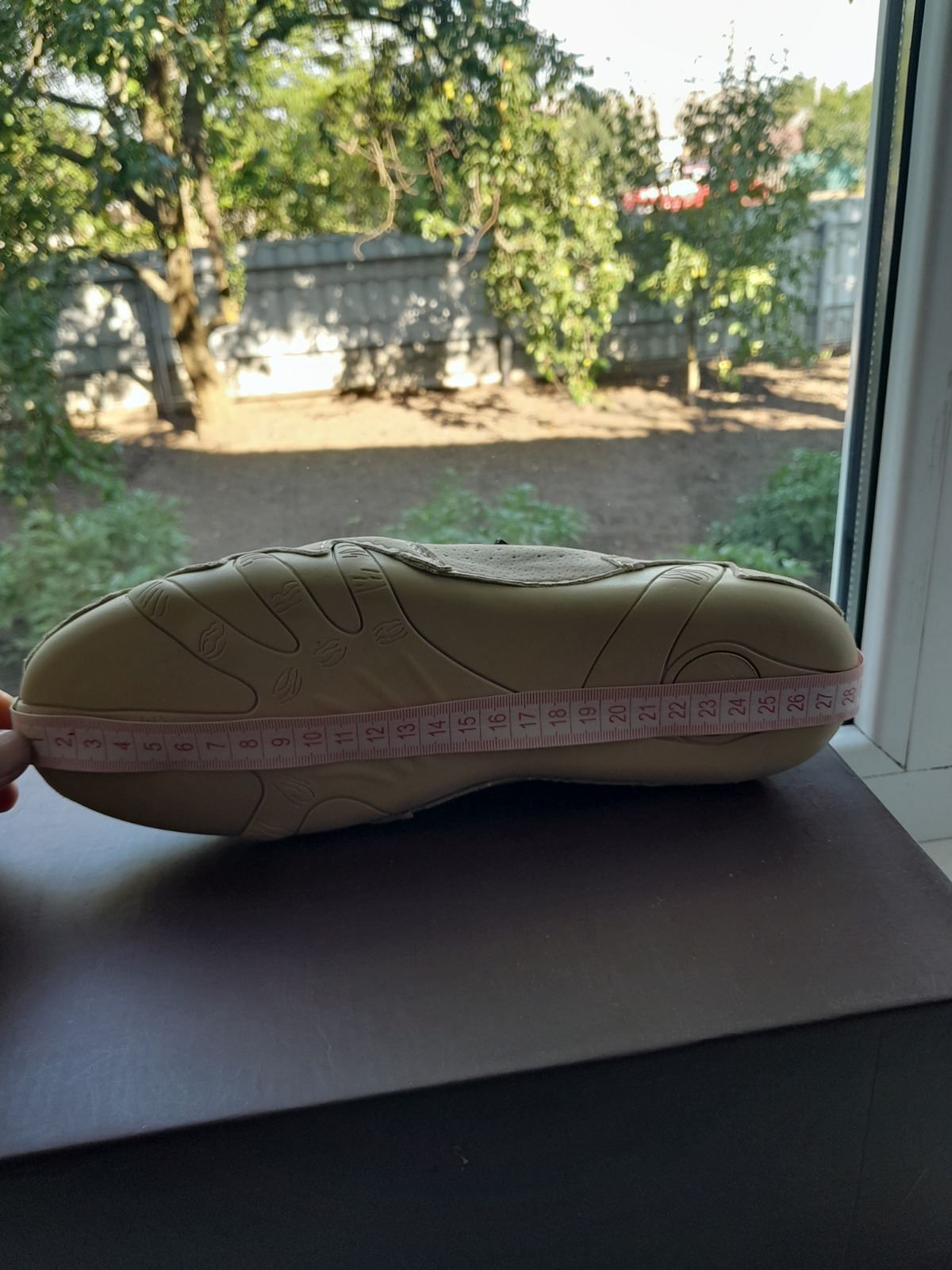 Продам кроссовки 42 р.