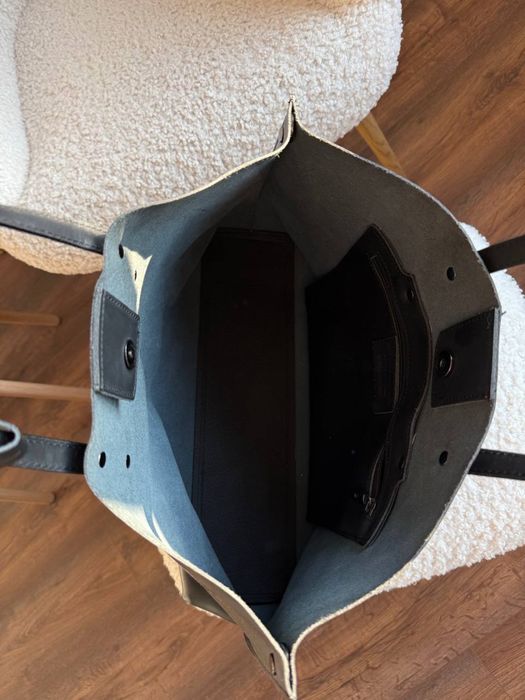 Чорна велика сумка