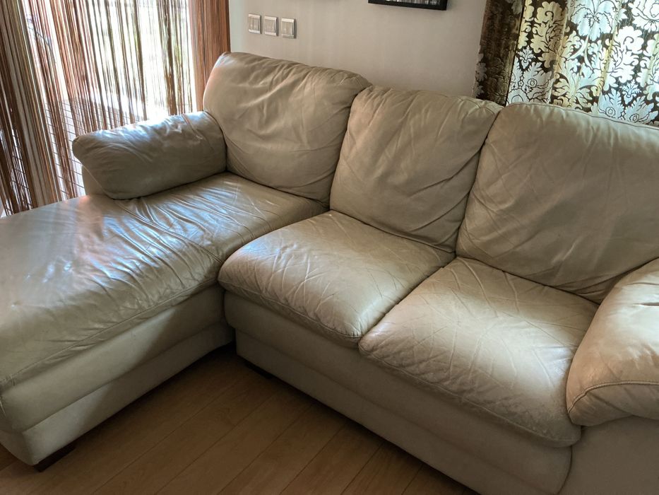 Sofá com chaise longe chateaux d’ax