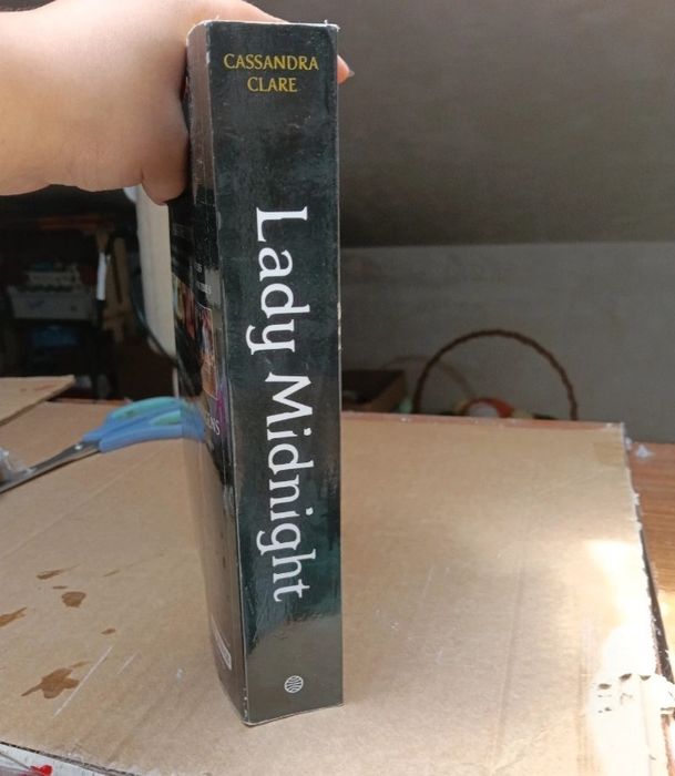 Livro "Lady Midnight" de Cassandra Clare