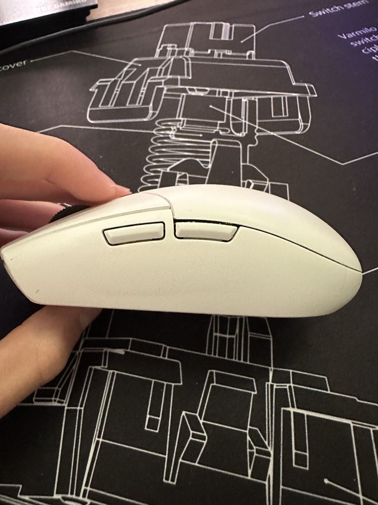 мышка  Logitech G305