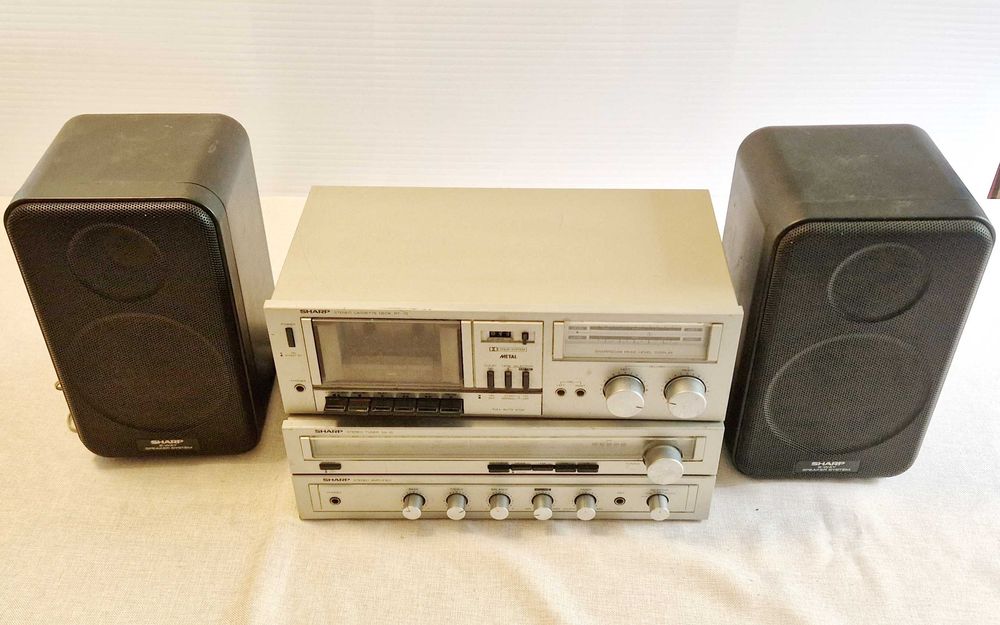 Wieża Sharp Magnetofon RT-10H i Amplituner SA-10H z głośnikami CP-N50H
