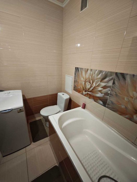 Продаж 1-кімнатної квартири на Озерній  ЖК "Рауш"