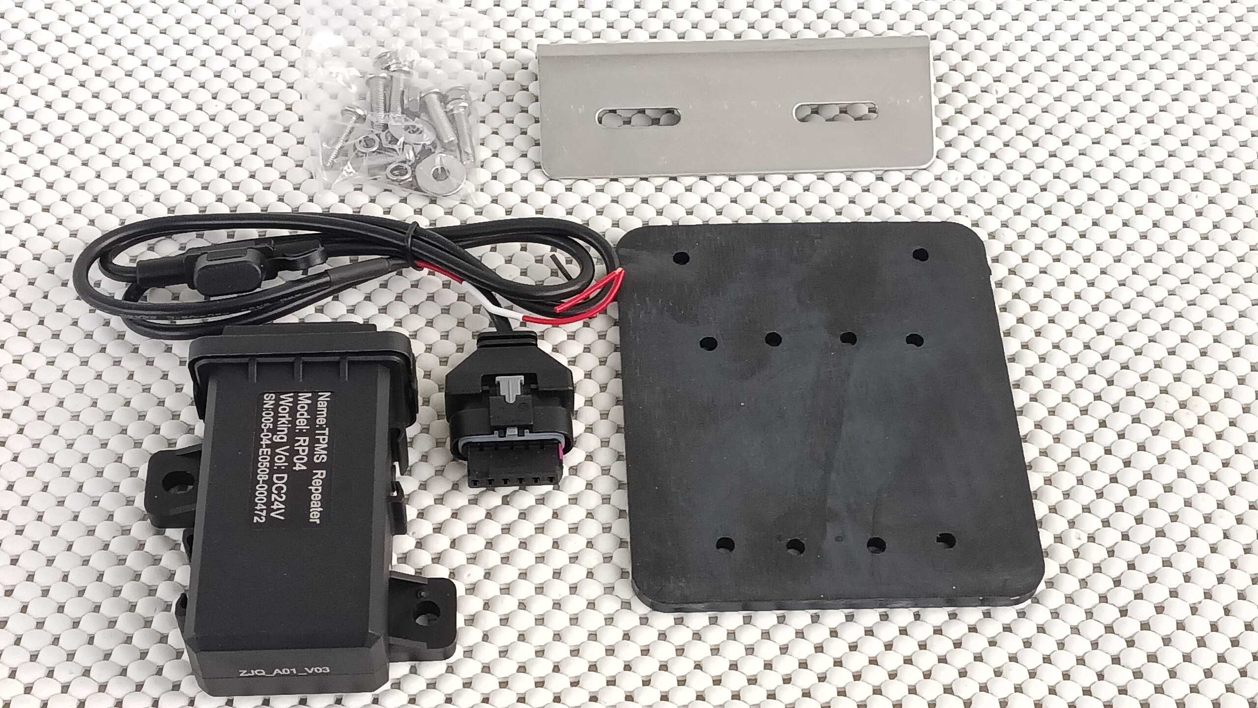 Датчики тиску  шин TPMS Truck для автобусів , вантажівок , причіпа