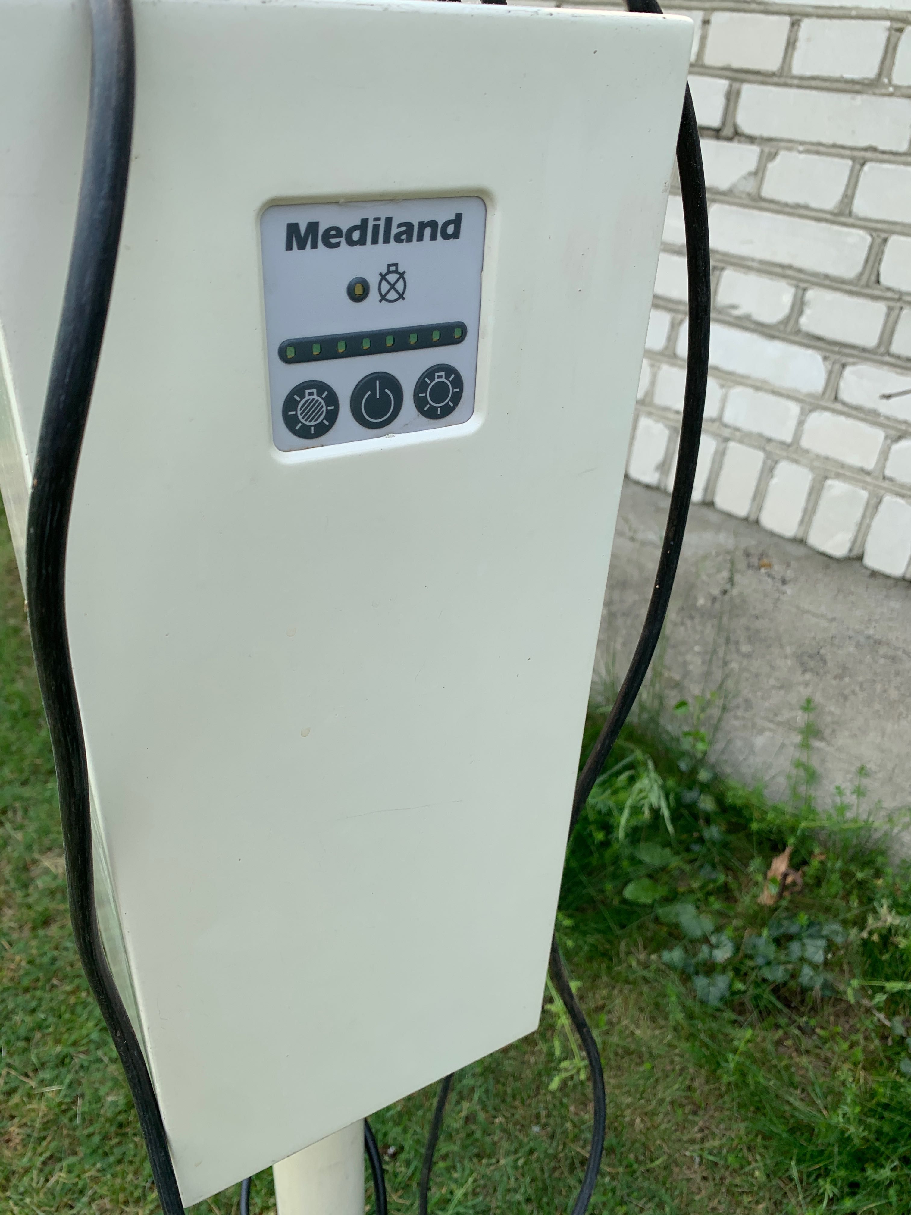 Lampa zabiegowa jezdna Mediland Estella