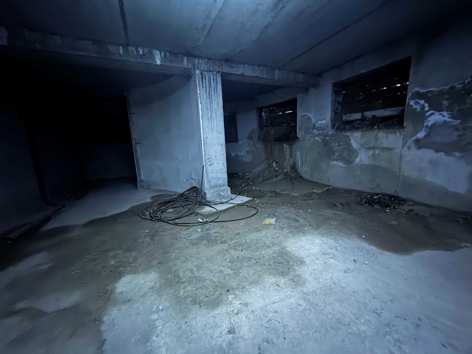 Продається комерційне приміщення вільного призначення в центрі!