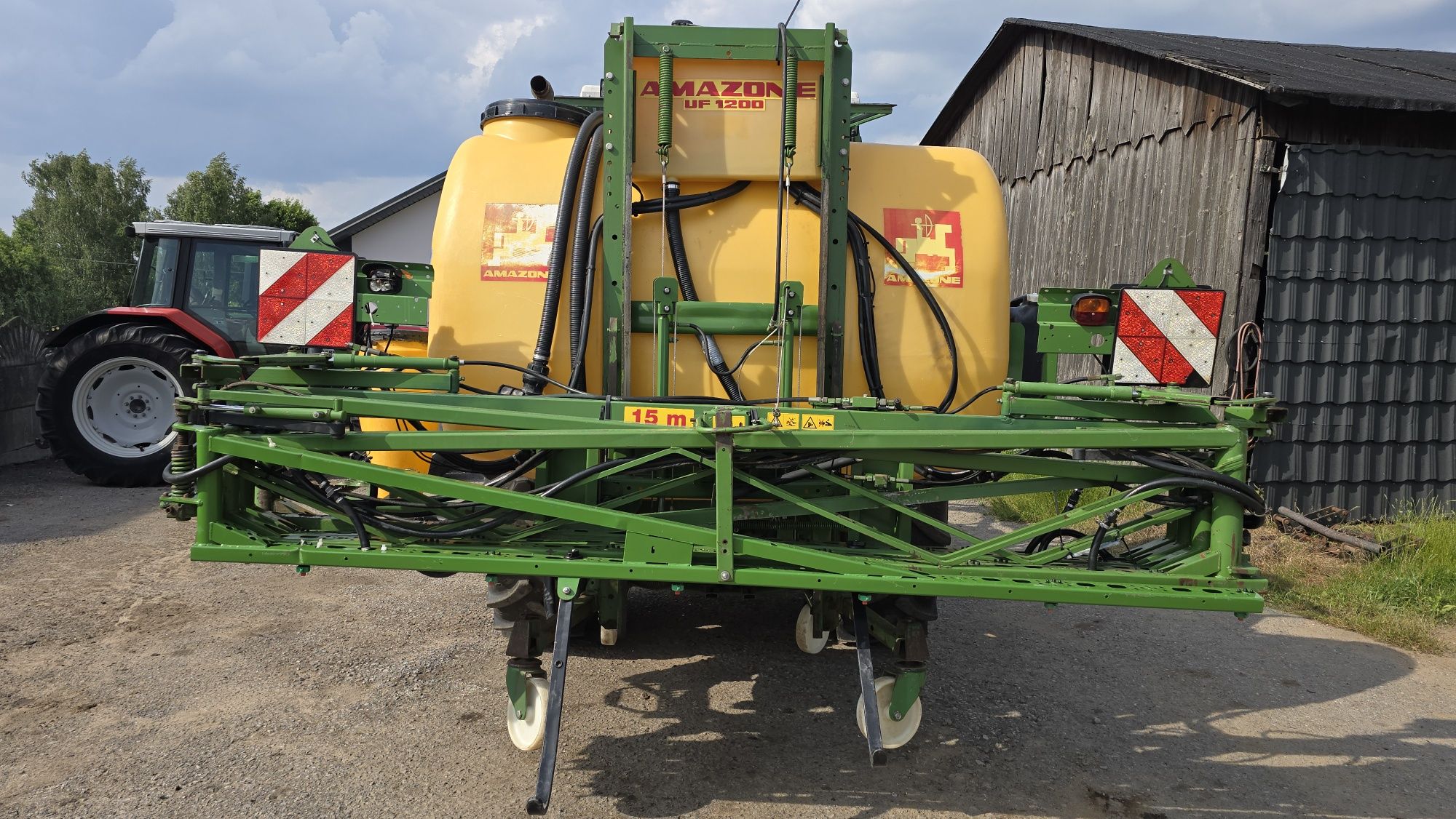 Opryskiwacz amazone uf 1200 hardi 1000 rau
