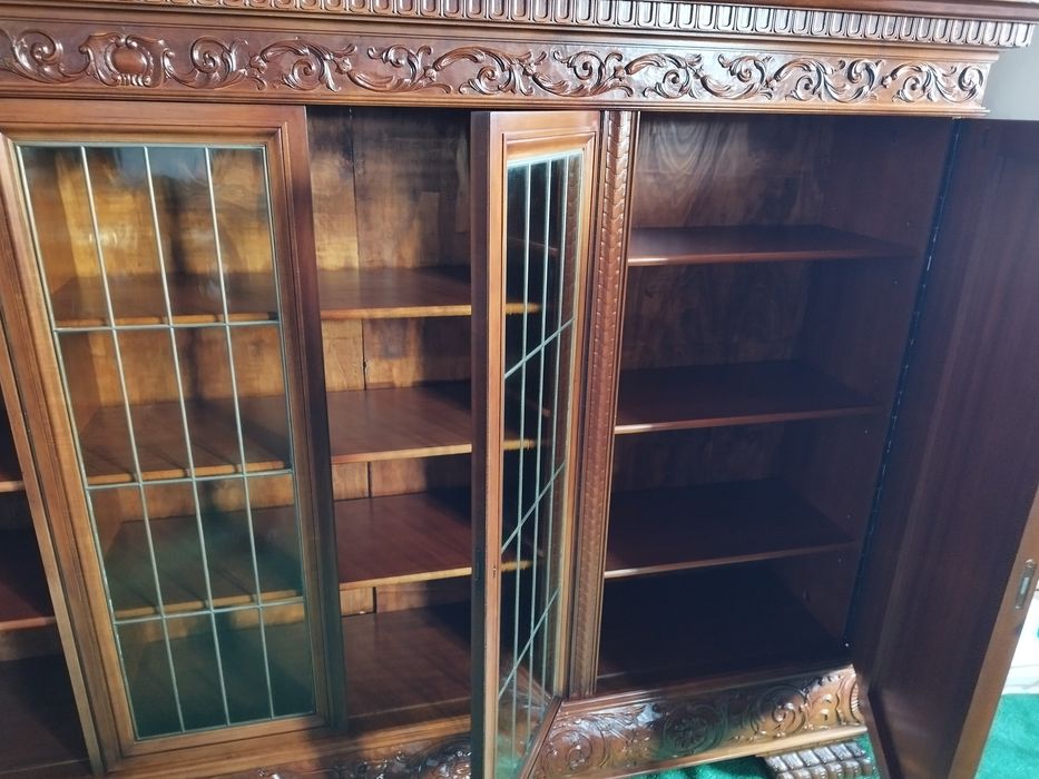 biblioteka gabinetowa secesyjna witryna Antyk pięknie zdobiona