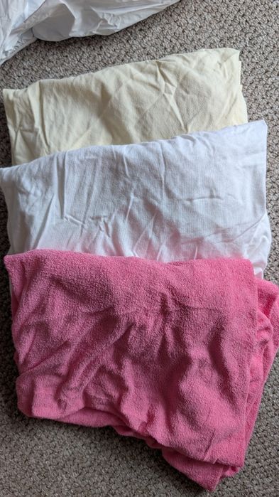 Prześcieradła na łóżeczko