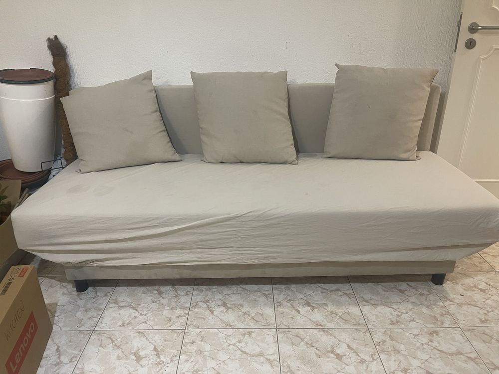 Sofa Ikea - Velho d’um ano e meio
