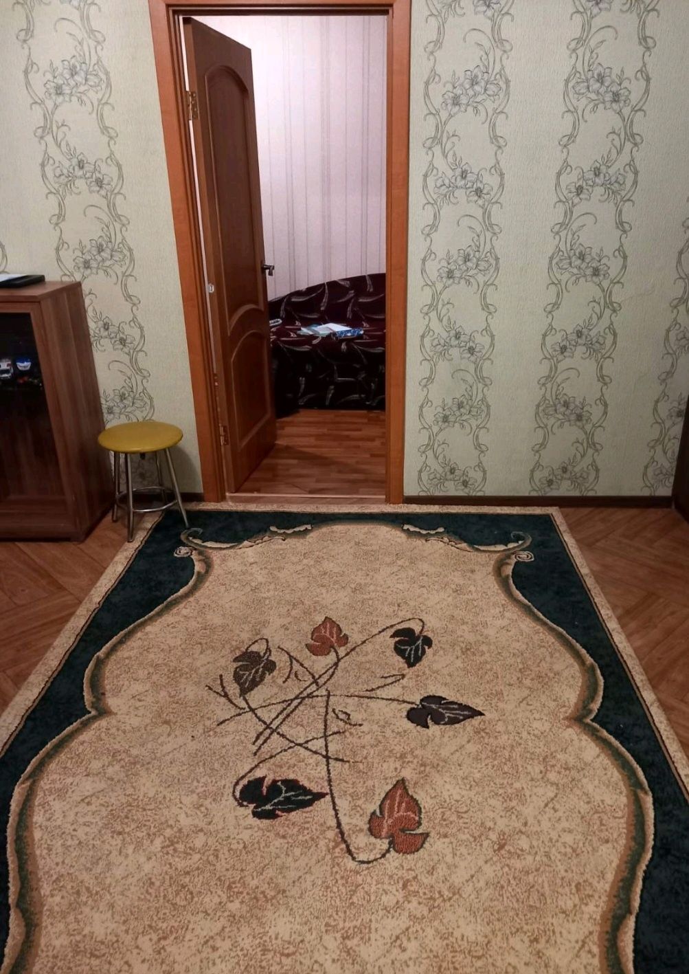 Продается 2-х комнатная квартира в самом Центре Славянска.