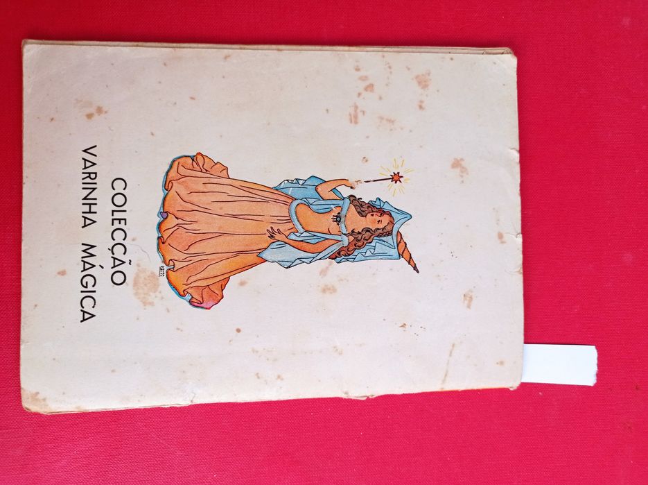 Livro  Majora, Coleção Varinha Mágica.

Livro em bom estado gera