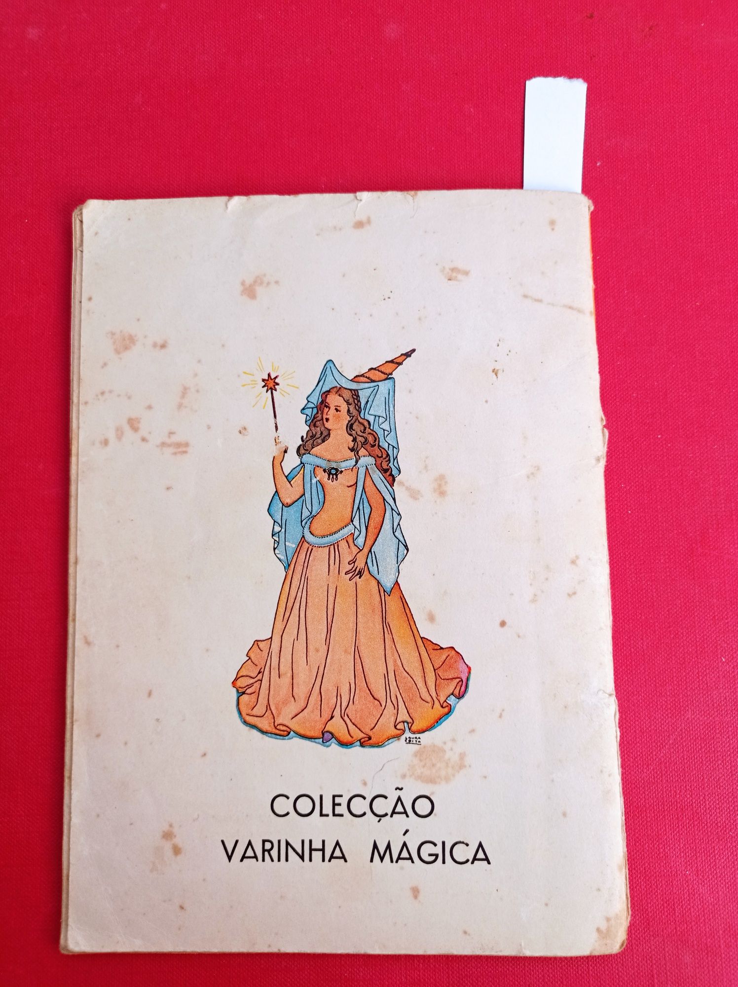 Livro  Majora, Coleção Varinha Mágica.

Livro em bom estado gera