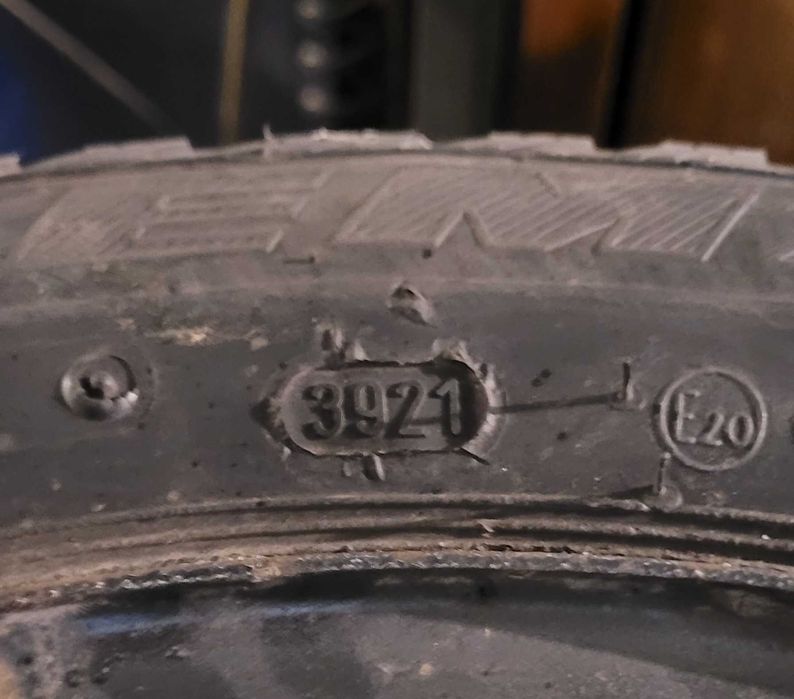Koła stalowe z oponami zimowymi 205/55 R16 5x110