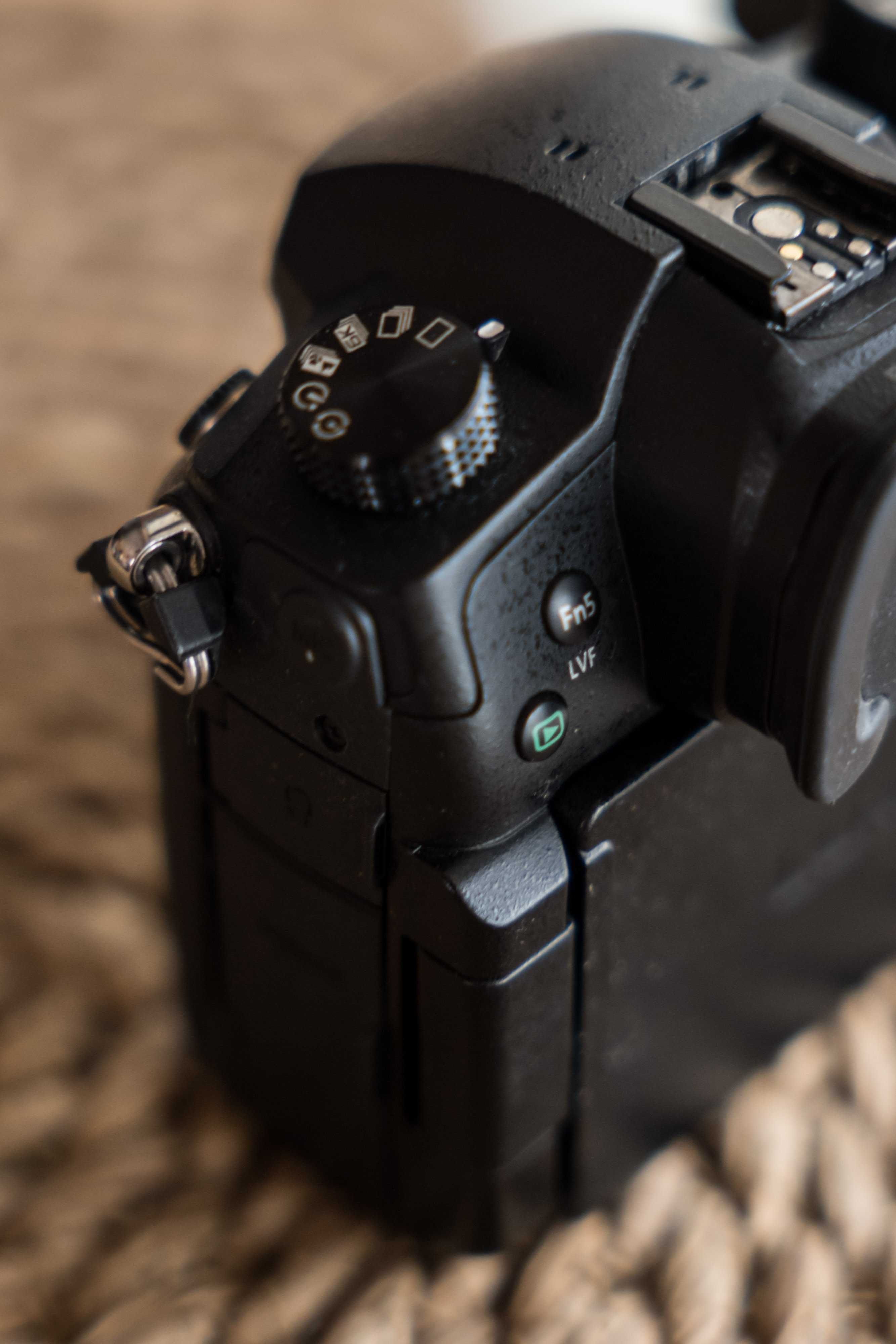 panasonic lumix GH5 v-LOG, mały przebieg, bardzo dobry stan