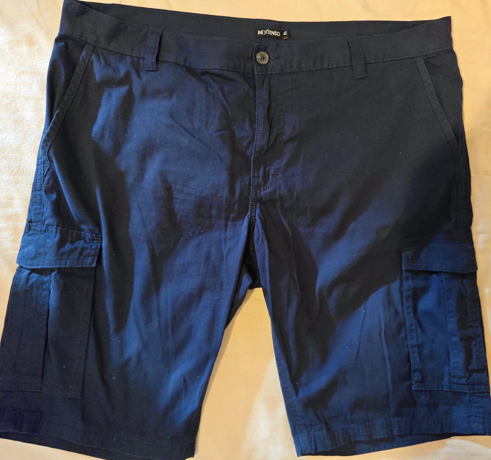 Calções bermudas novas com bolsos laterais em sarja
Xl n 48 n 50
Fabri