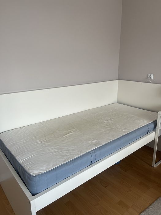 Łóżko jednoosobowe FLAXA białe IKEA oraz materac 90cmx200cm