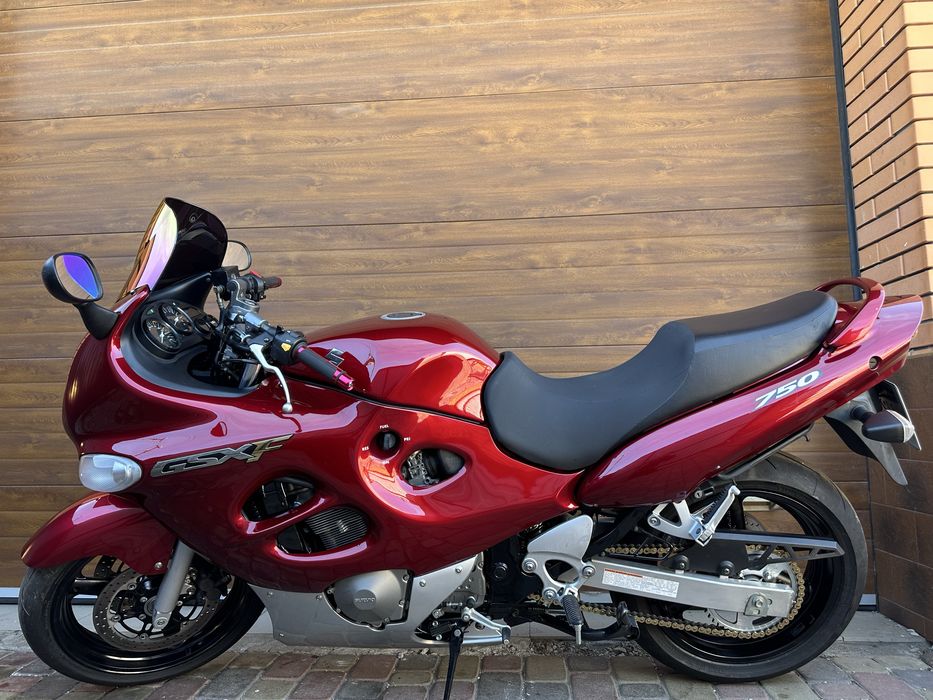 SUZUKI GSX750F katana свіжопривезений з Німеччини