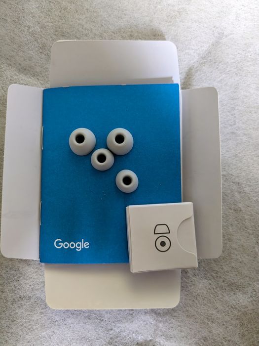 Наушник (левый) TWS Google Pixel Buds A-Series и кейс для зарядки