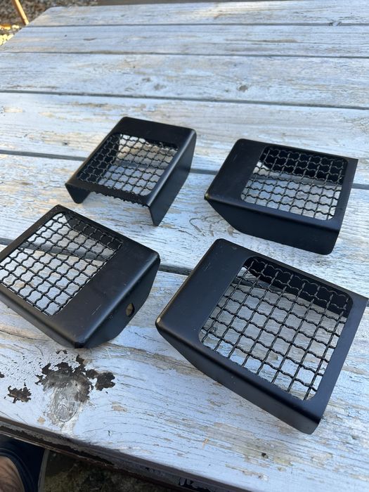 Stopnie metalowe do maszyny uniwersalne