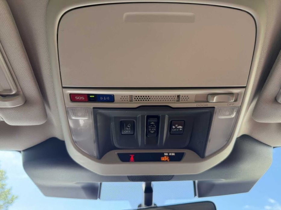 Subaru Forester Touring Crossover      2022