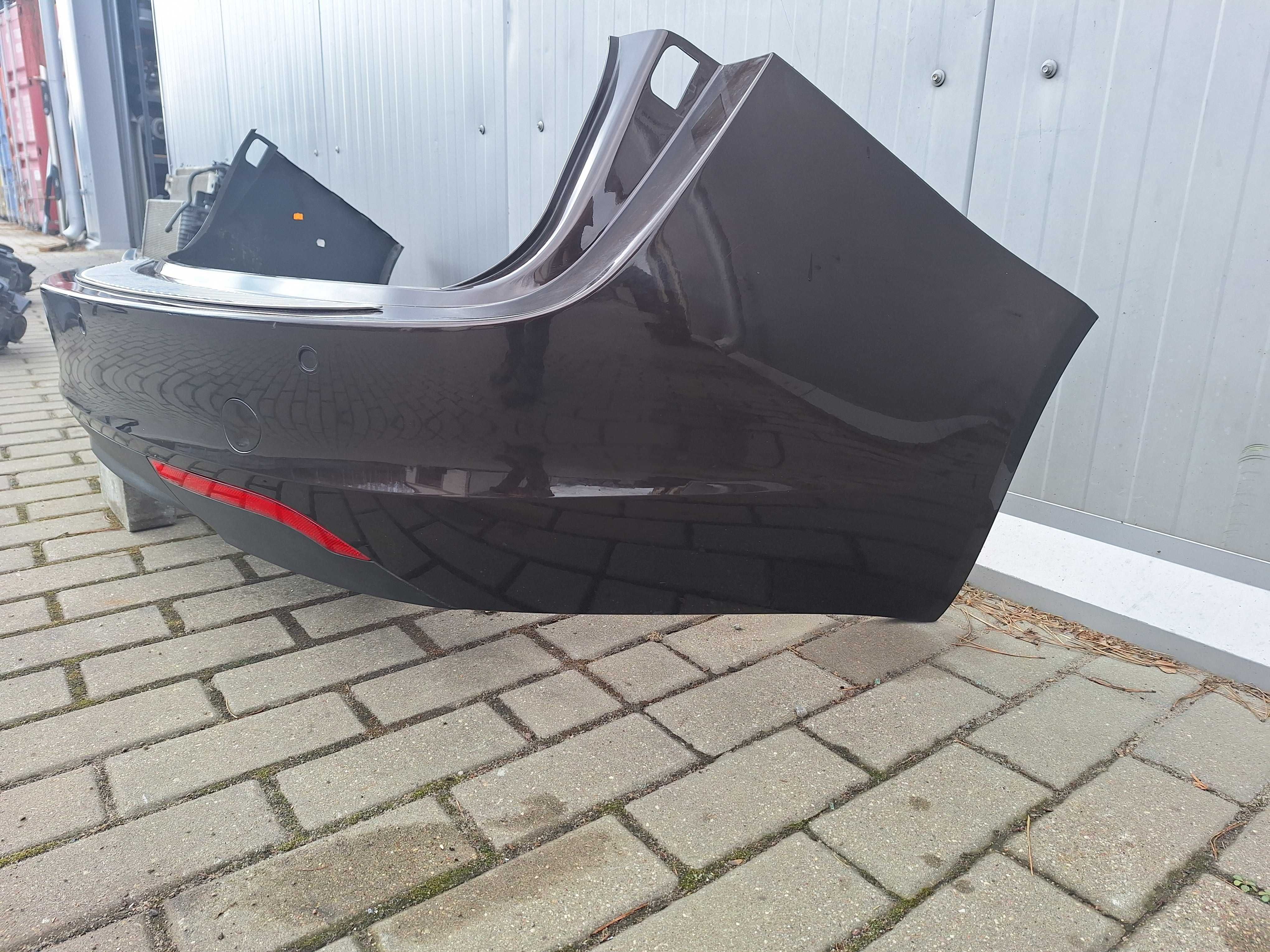 Zderzak tylny kombi Opel Insignia A FL Kod lakieru Z41C