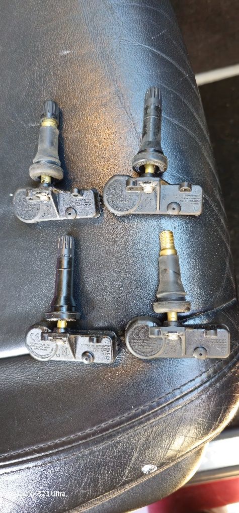 Czujniki cisnienia tpms durango wk2 dodge jeep chrysler
