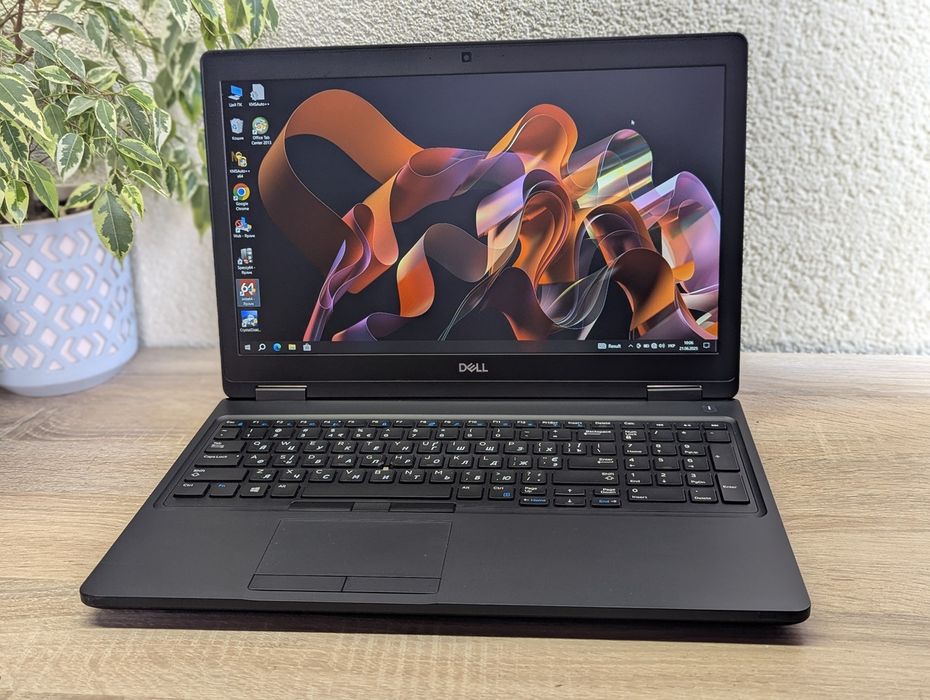 Продам стильний, потужний , 4х ядерний ноутбук Dell Latitude 5590