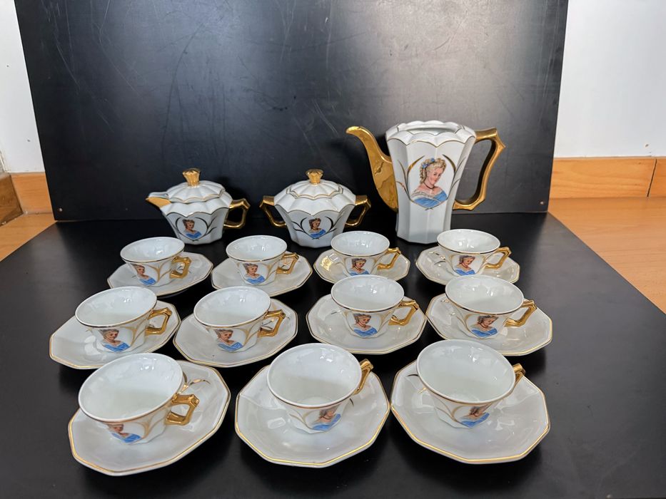 Conjunto de chá S. P. Coimbra