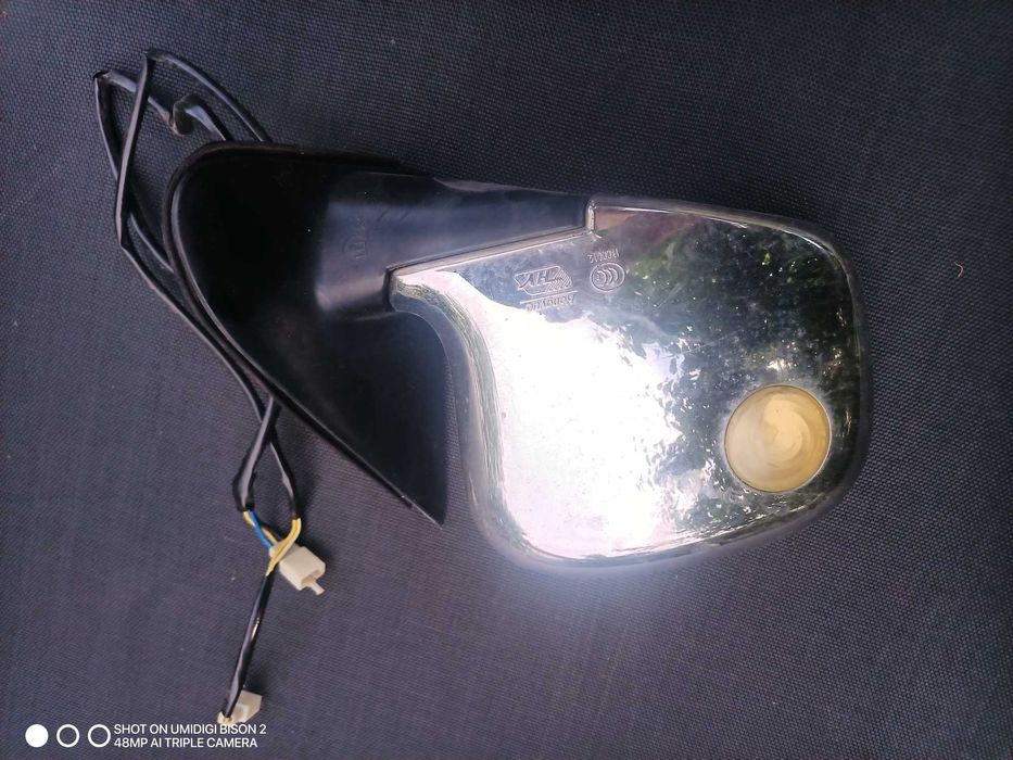 Продам праве дзеркало  задній міст Даді Бдд 2007року 2.4 Б.