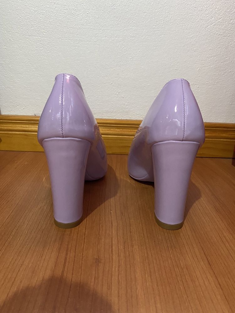 Sapatos lilas novos n38