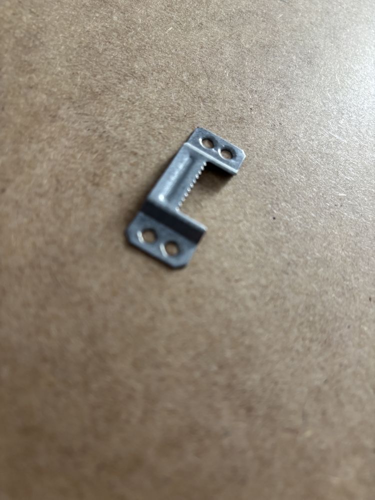 Moldura castanha do Ikea