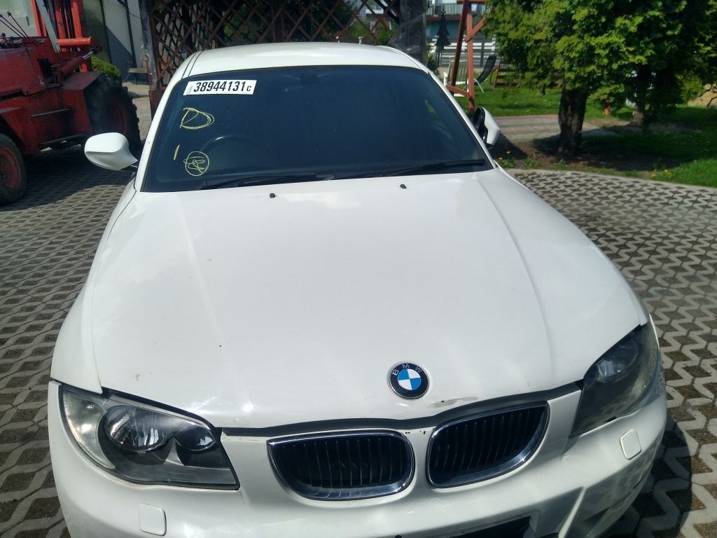 Zderzak przód BMW E87 E81 M-pakiet ALIPINWEISS III Pod pdc i spryski