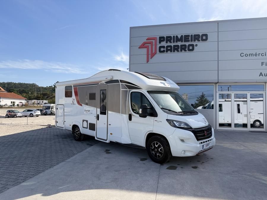 Burstner Ixeo IT 734 30 Anos