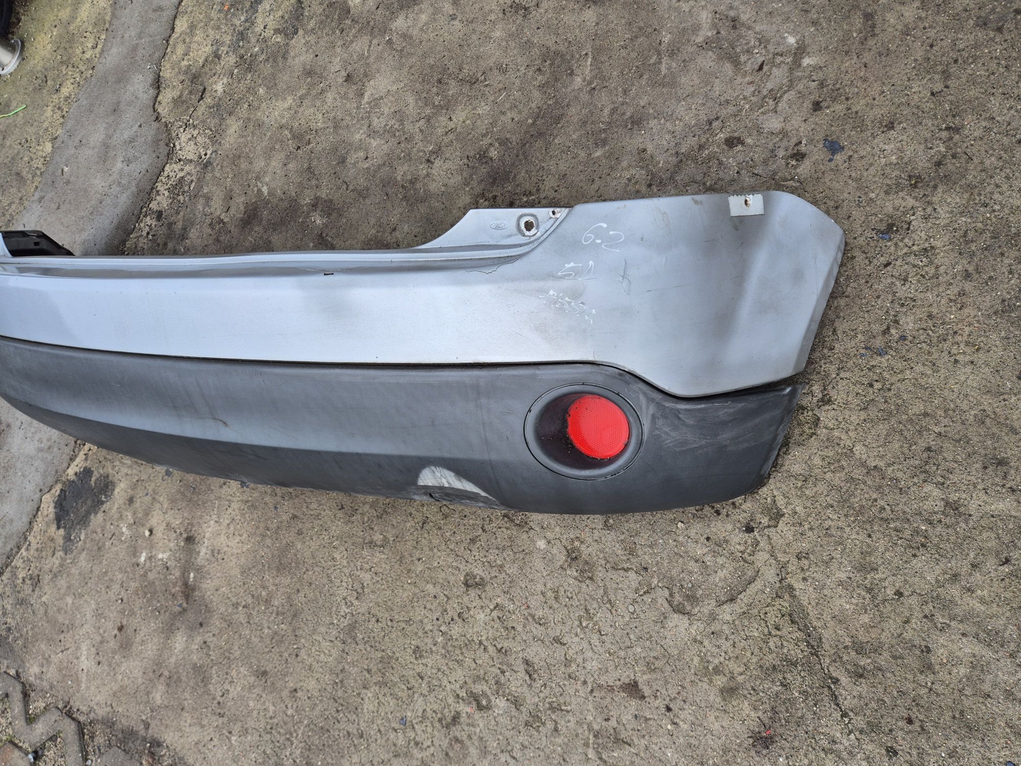 Zderzak tylny ford fiesta mk6 lift kl 62