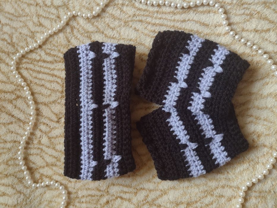 Czarno liliowy komplet opaska mitenki