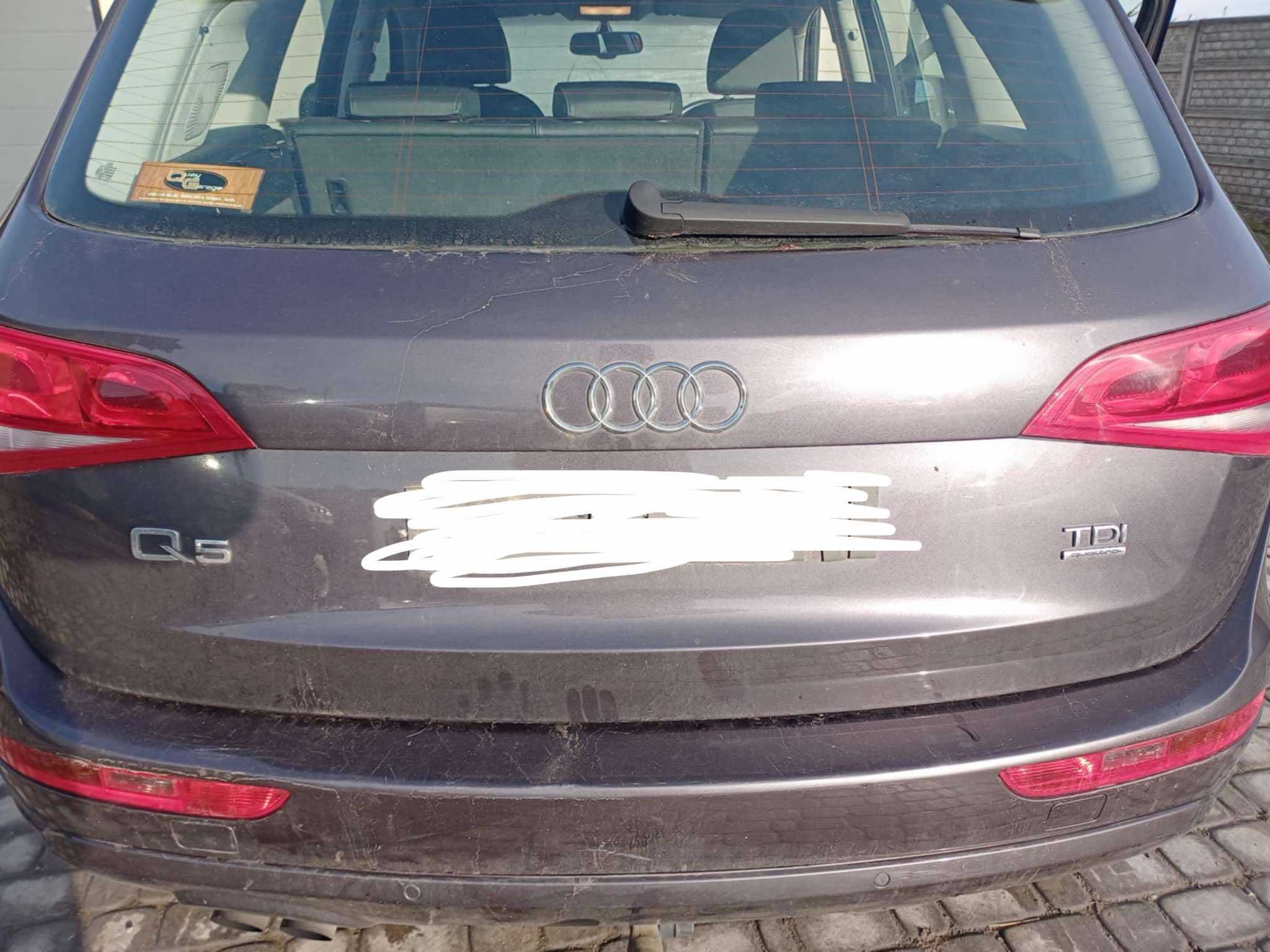 Audi Q5 klapa tył kompletna kod lakieru LZ4X