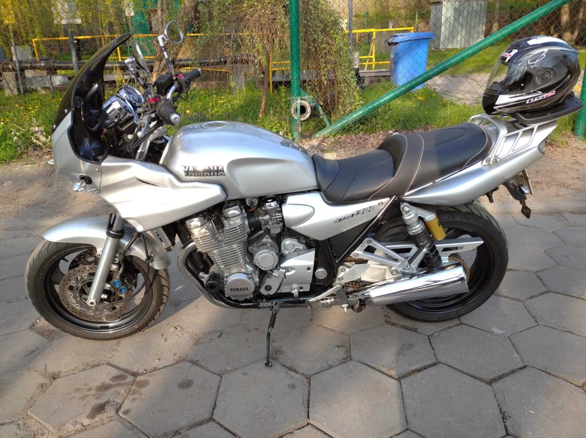 Motocykl Yamaha XJR 1300