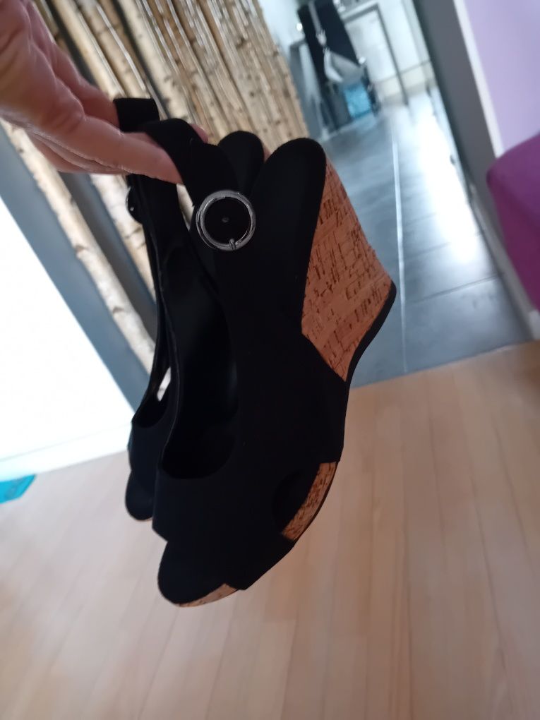 Buty sandaly damskie na koturnie 40