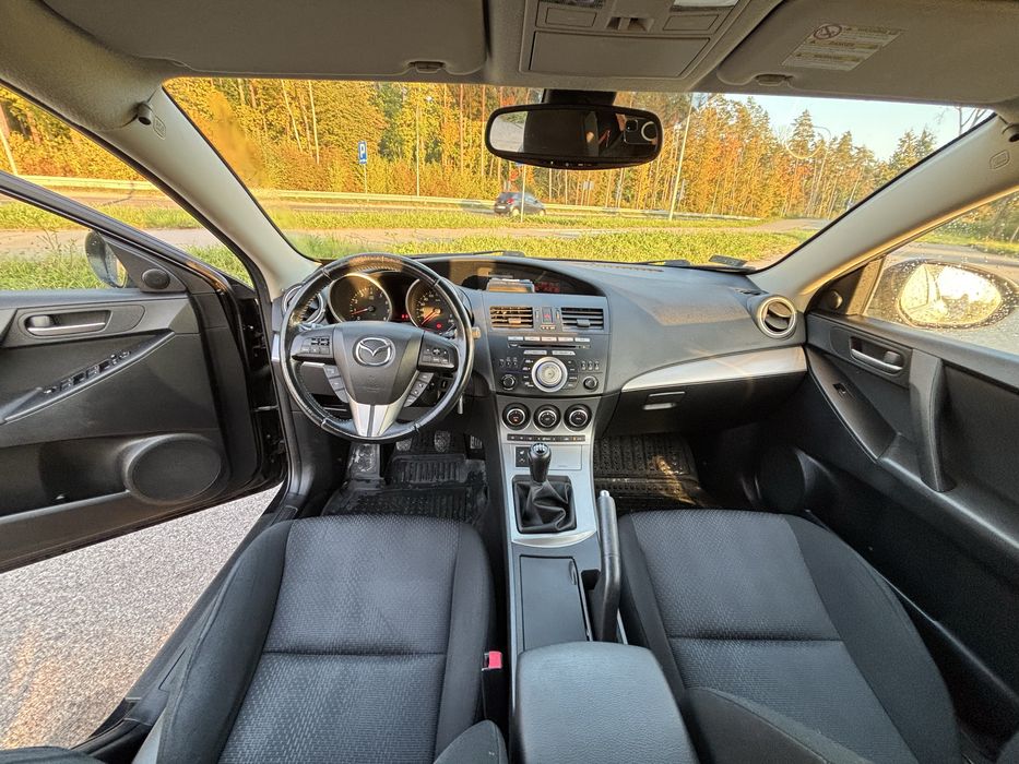 Mazda 3 1.6 105KM, niski przebieg 140 906, bogato wyposażona