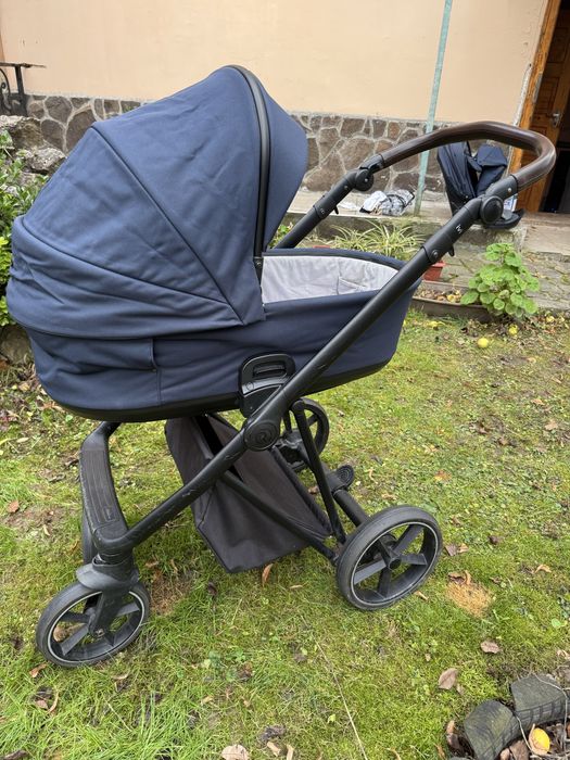 Коляска Roan ivi 2в1