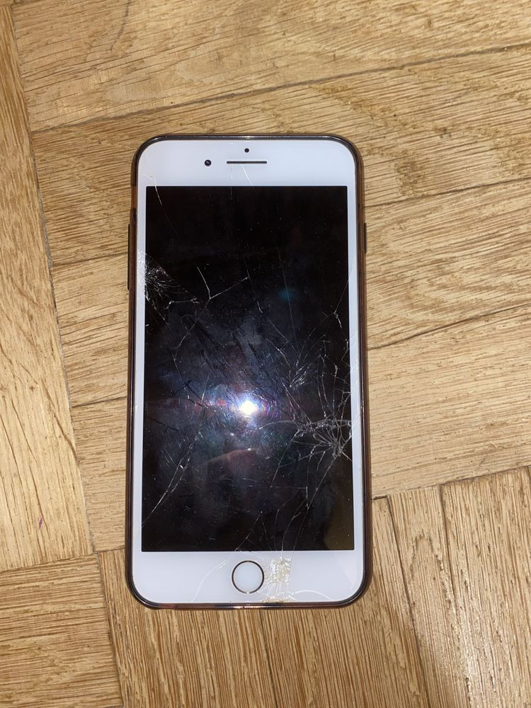 iPhone 7 plus (на запчастини)