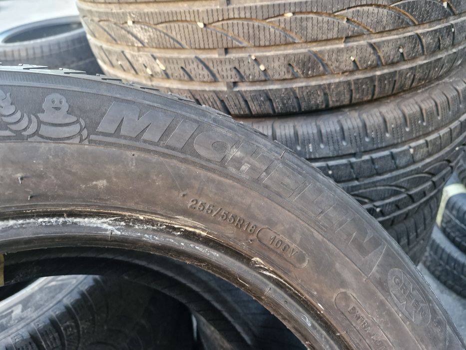 Шина гума 255 55 18 мішелін