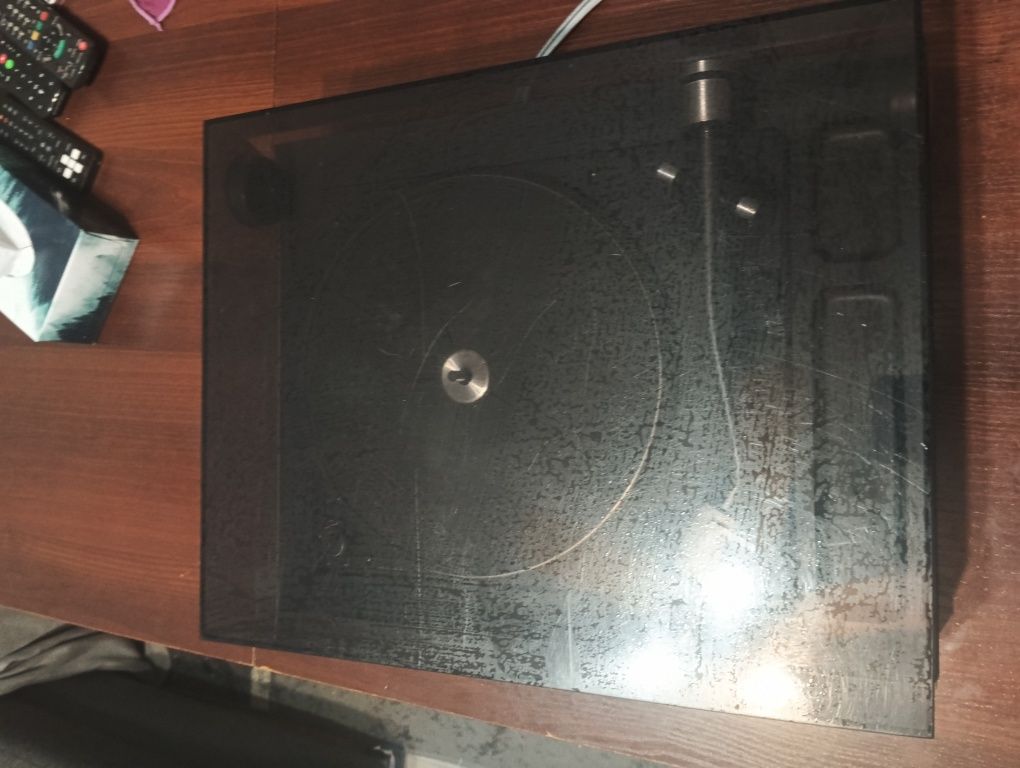Gramofon ELAC PC 845