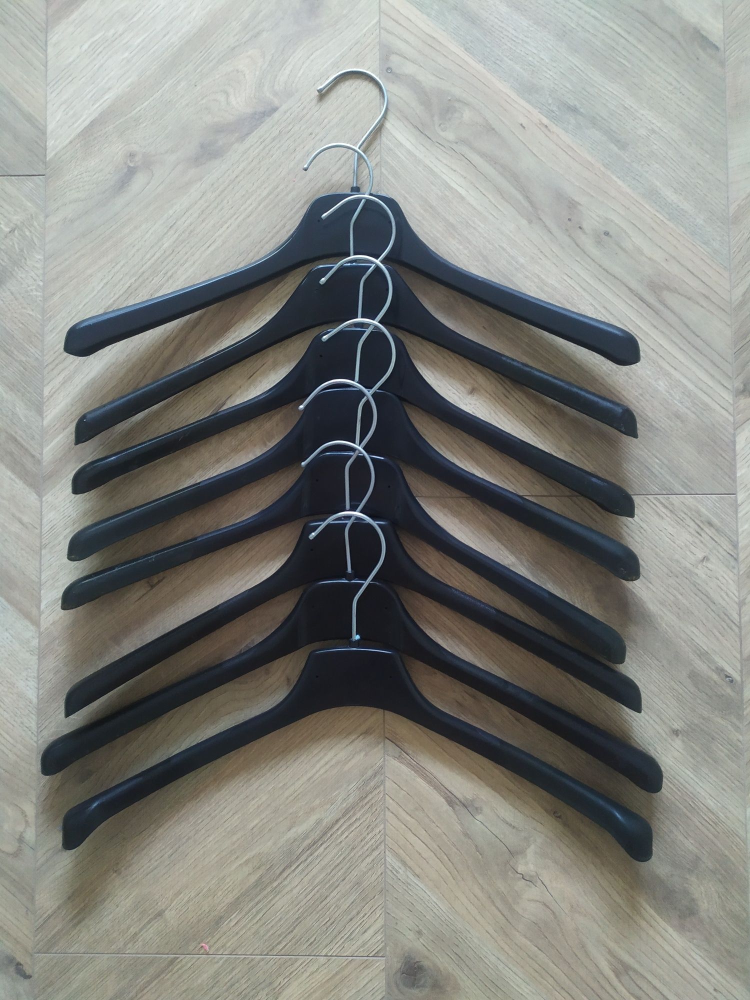 Wieszaki plastikowe 8 szt