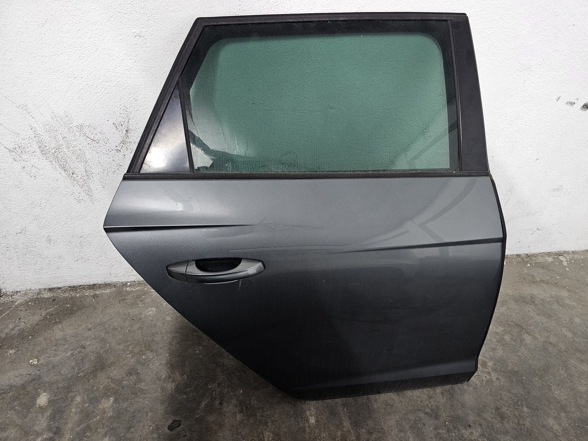Porta completa traseira direita Seat Leon ST 5F 5F8